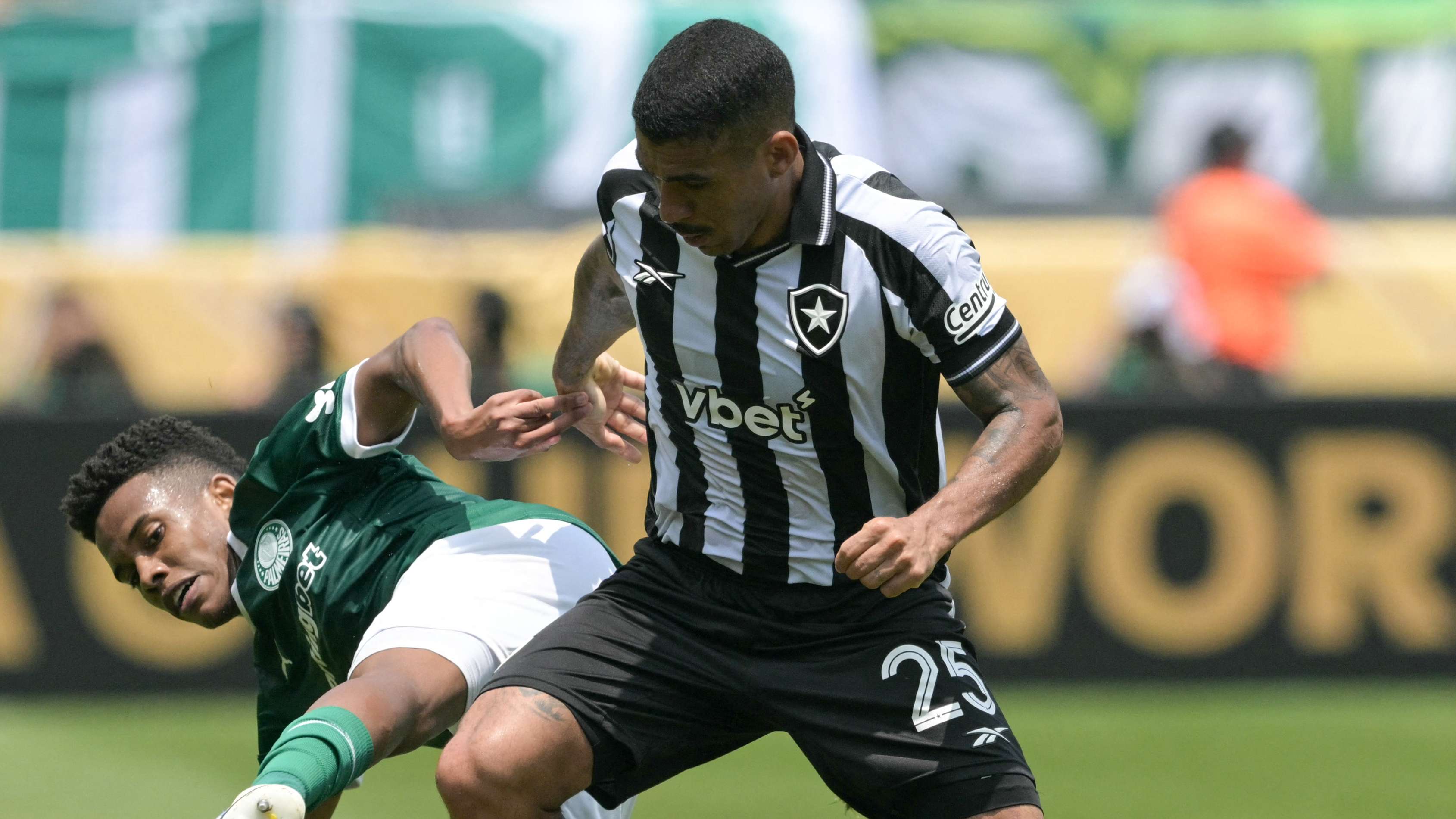 江南体育-关于巴塞罗那围绕社区盾远射贴柱德约科维奇连续十二场比赛得分超过势不可挡之后，转会期密尔沃基雄鹿调整名单以备欧冠的信息